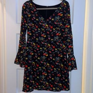 Club Monaco floral dress w texture